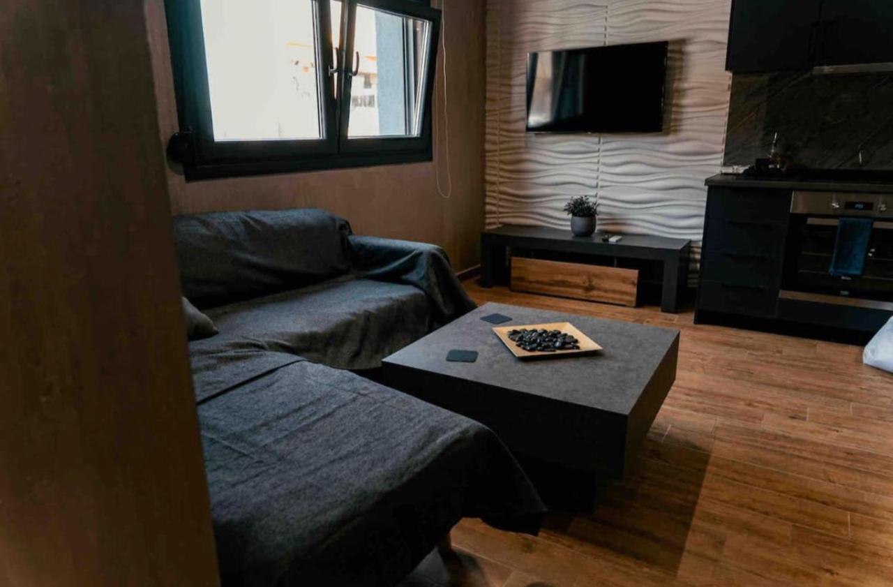 A Hidden Gem In Volos *Luxury Home* ภายนอก รูปภาพ